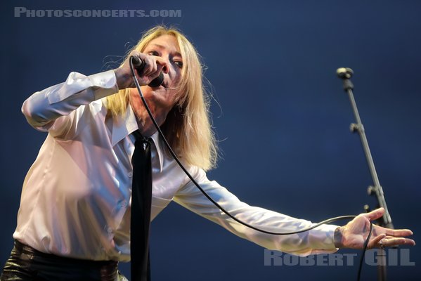 KIM GORDON - 2022-06-04 - ANGERS - Le Chabada - Scene Reverberation - 